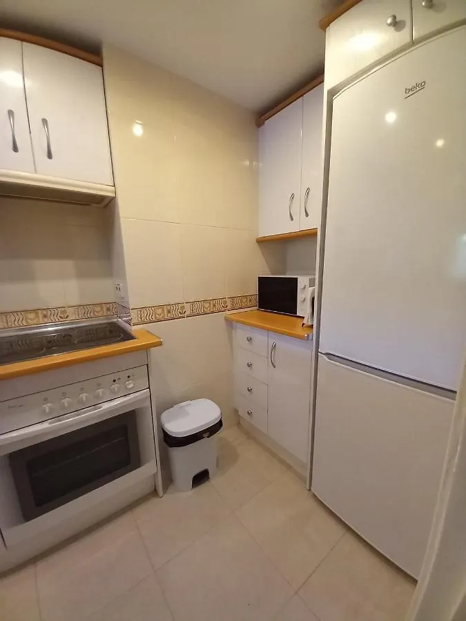 Calido Apartamento Con Gran Terraza Y Vistas A 600 Metros Del Mar Benalmádena Appartamento