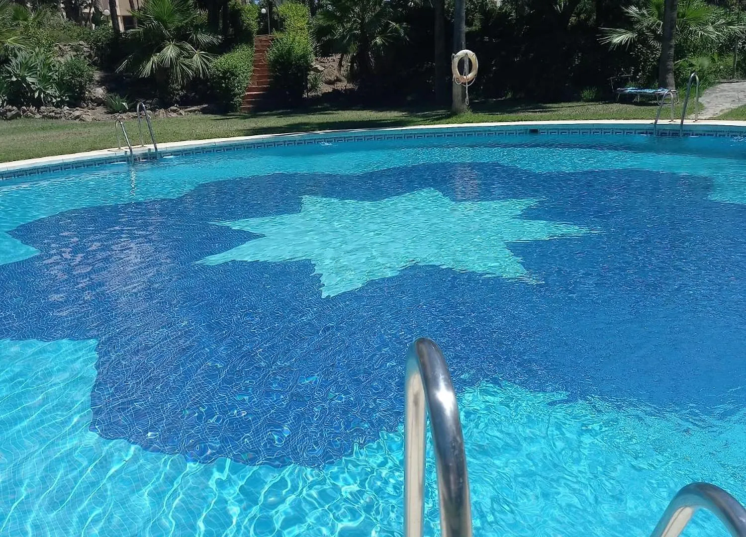 Calido Apartamento Con Gran Terraza Y Vistas A 600 Metros Del Mar Benalmadena 0*,  Spain